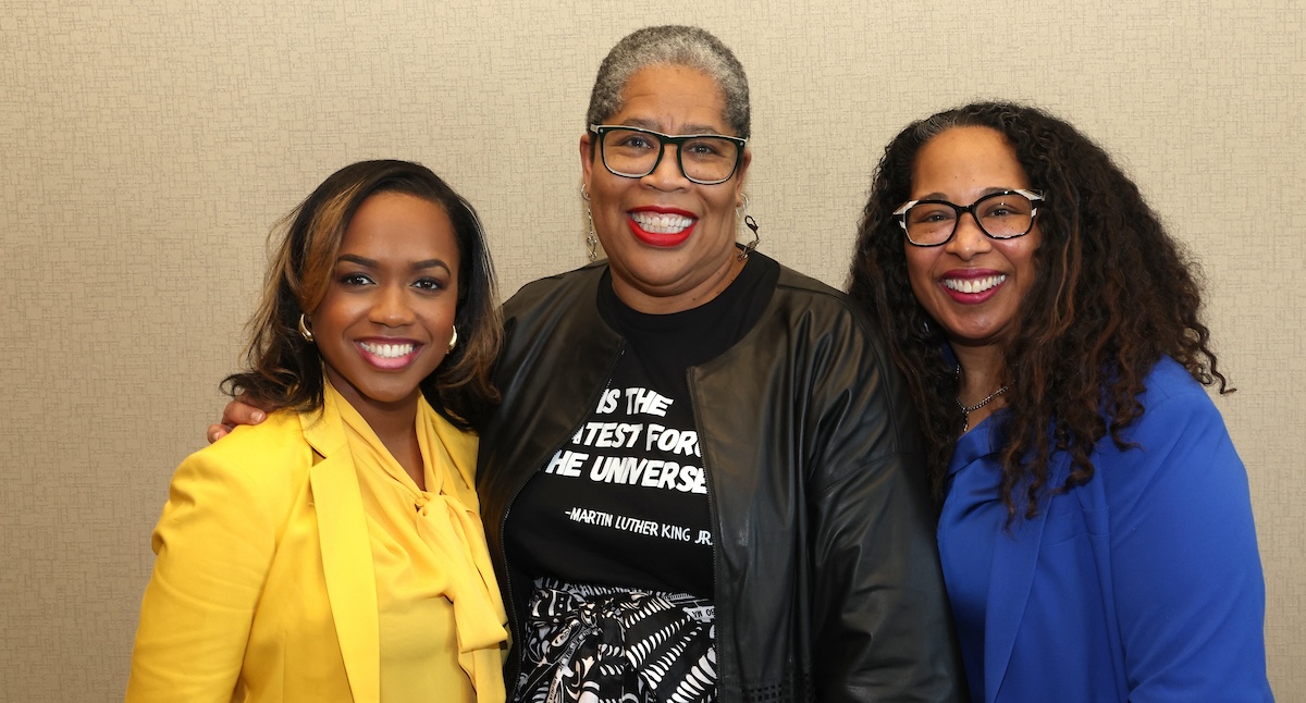 COE Dean Dillard with two ladies